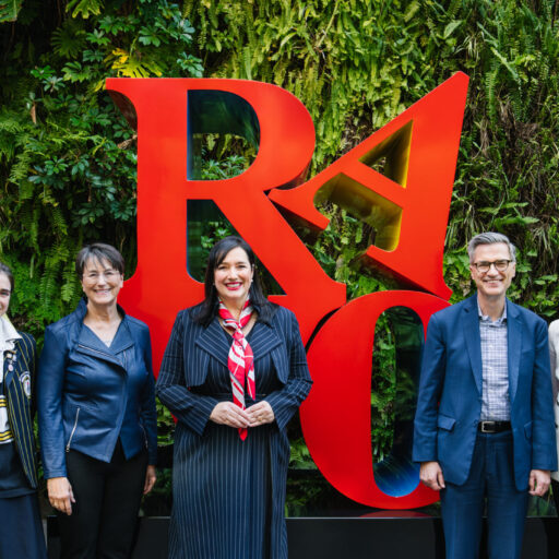 Internationally renowned psychologists visit Ravenswood